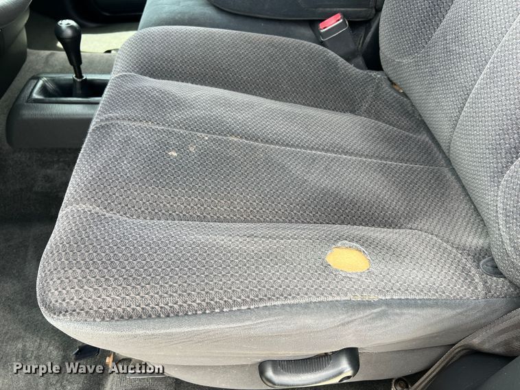 image for item JM9031 2003 Dodge Ram 2500 SLT  Quad Cab pickup truck