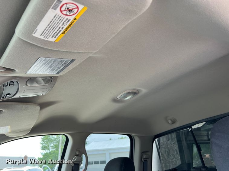 image for item JM9031 2003 Dodge Ram 2500 SLT  Quad Cab pickup truck