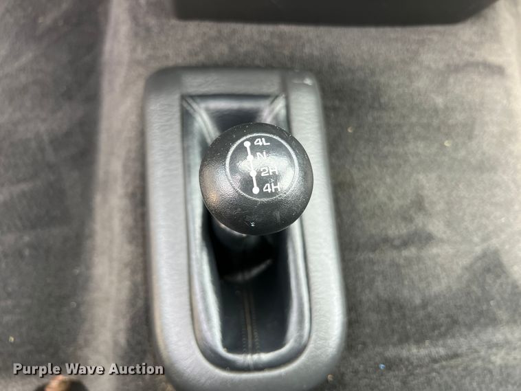 image for item JM9031 2003 Dodge Ram 2500 SLT  Quad Cab pickup truck