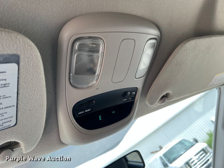 image for item JM9031 2003 Dodge Ram 2500 SLT  Quad Cab pickup truck