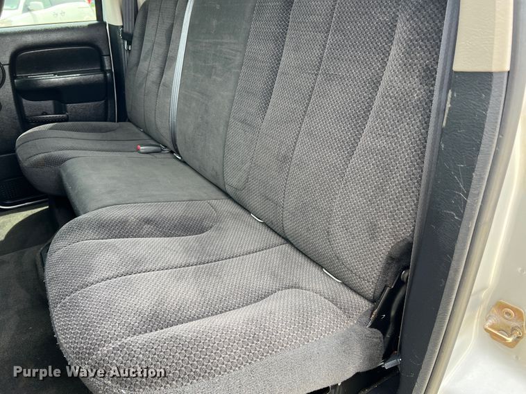 image for item JM9031 2003 Dodge Ram 2500 SLT  Quad Cab pickup truck