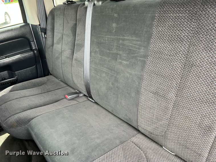 image for item JM9031 2003 Dodge Ram 2500 SLT  Quad Cab pickup truck