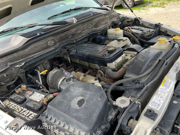 image for item JM9031 2003 Dodge Ram 2500 SLT  Quad Cab pickup truck