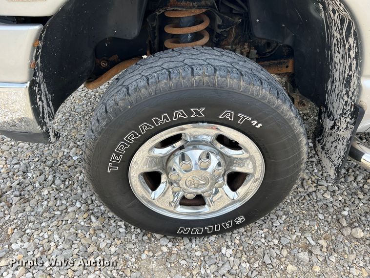 image for item JM9031 2003 Dodge Ram 2500 SLT  Quad Cab pickup truck