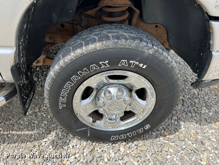 image for item JM9031 2003 Dodge Ram 2500 SLT  Quad Cab pickup truck