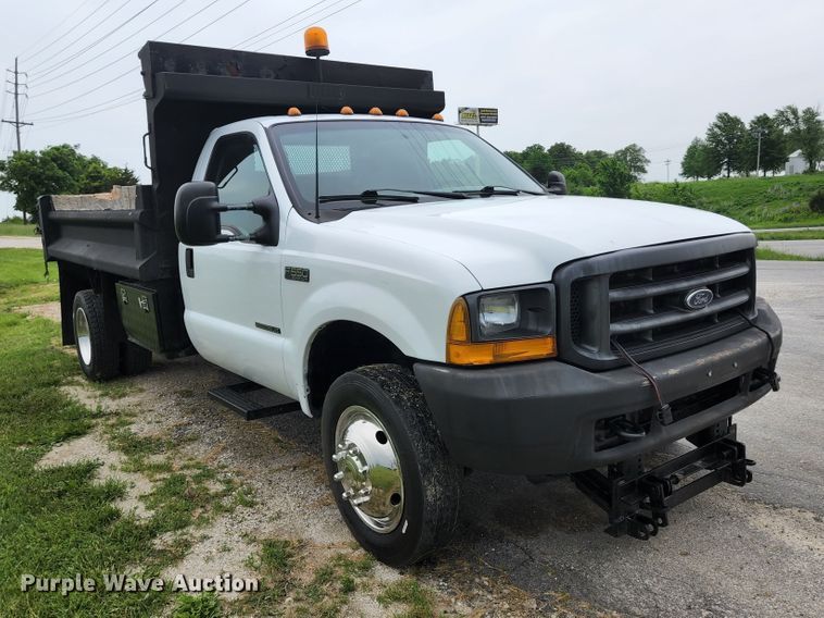 image for item JM9037 2000 Ford F550  dump truck