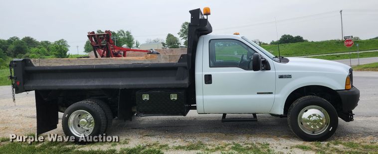 image for item JM9037 2000 Ford F550  dump truck