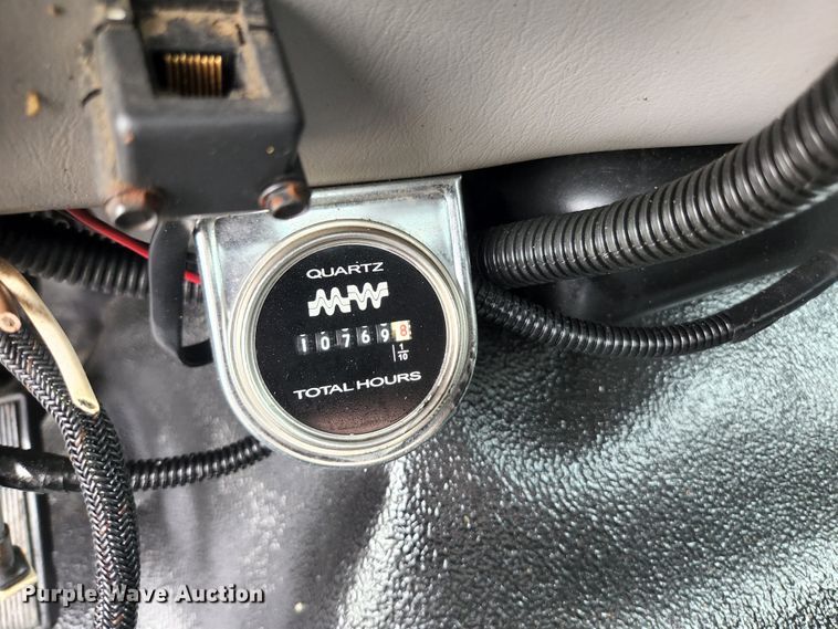 image for item JM9037 2000 Ford F550  dump truck