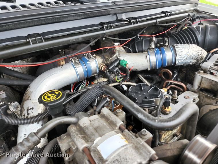 image for item JM9037 2000 Ford F550  dump truck