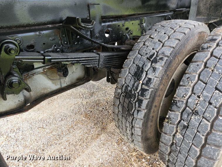 image for item JM9037 2000 Ford F550  dump truck