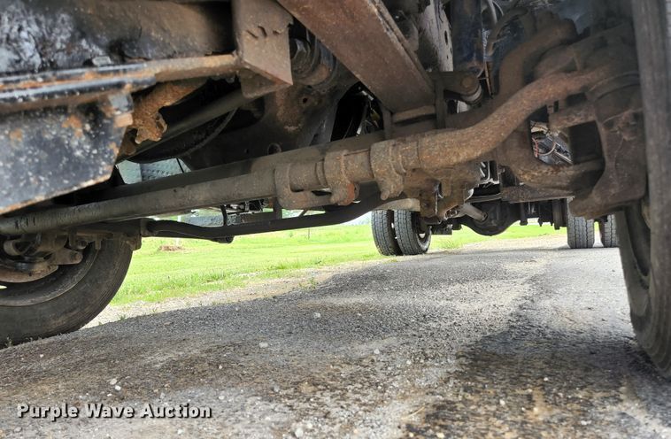 image for item JM9037 2000 Ford F550  dump truck