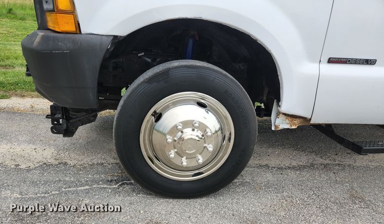 image for item JM9037 2000 Ford F550  dump truck