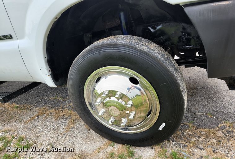 image for item JM9037 2000 Ford F550  dump truck