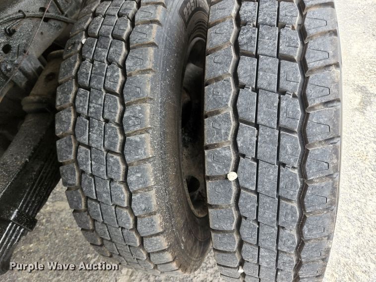 image for item JM9037 2000 Ford F550  dump truck