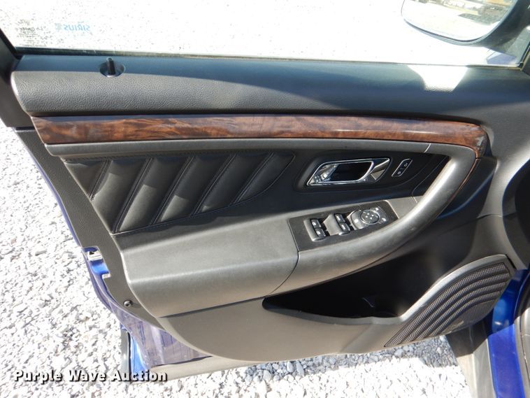 image for item JS9589 2014 Ford Taurus Limited