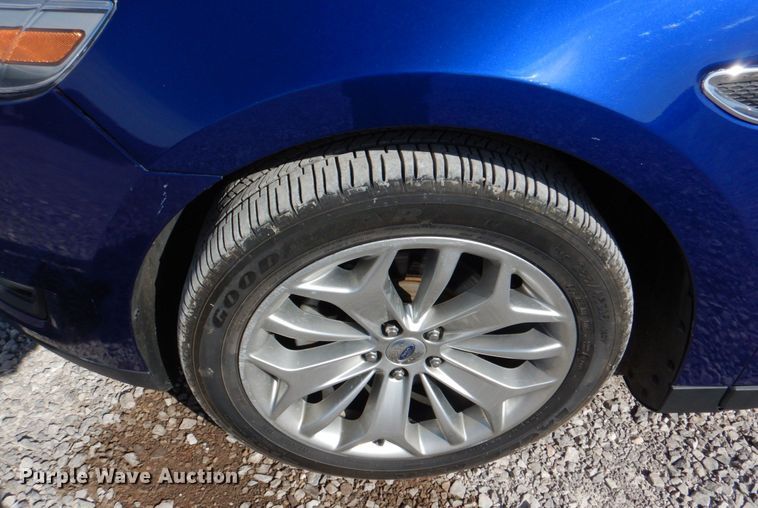 image for item JS9589 2014 Ford Taurus Limited