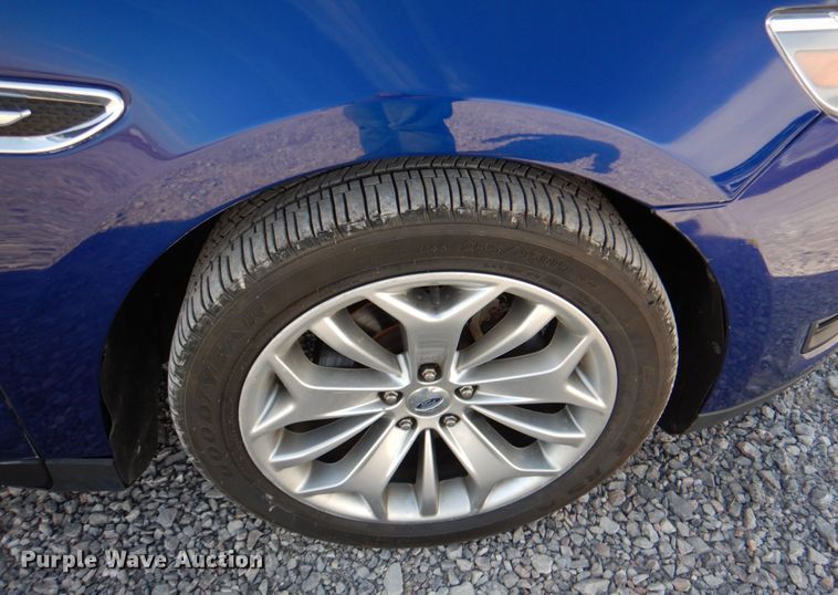 image for item JS9589 2014 Ford Taurus Limited