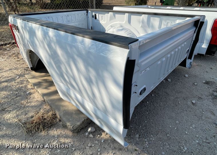 image for item JX9824 Ford F350  pickup truck bed