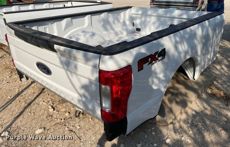 image for item JX9824 Ford F350  pickup truck bed