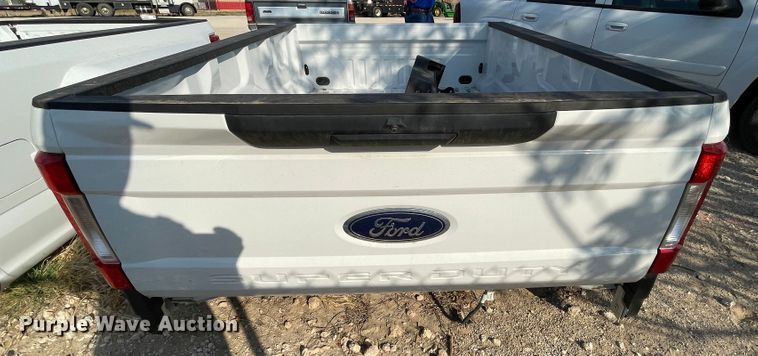 image for item JX9824 Ford F350  pickup truck bed