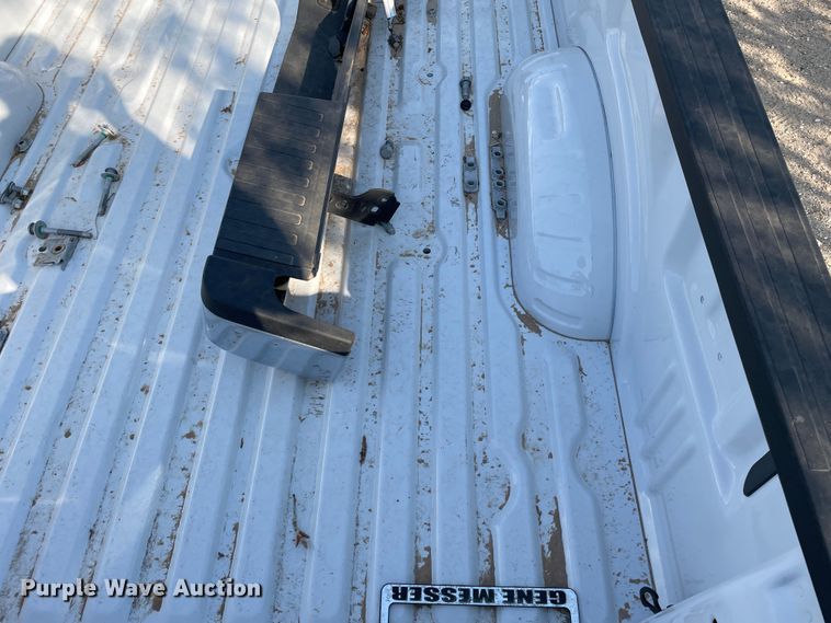 image for item JX9824 Ford F350  pickup truck bed