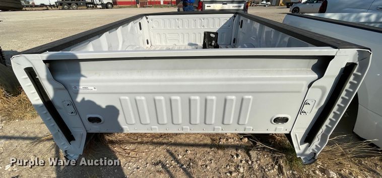 image for item JX9825 Ford F350  pickup truck bed