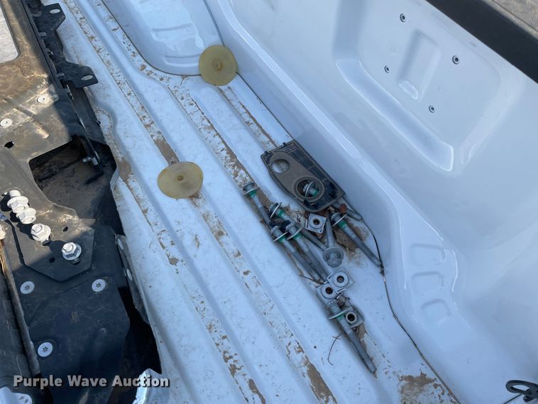 image for item JX9825 Ford F350  pickup truck bed