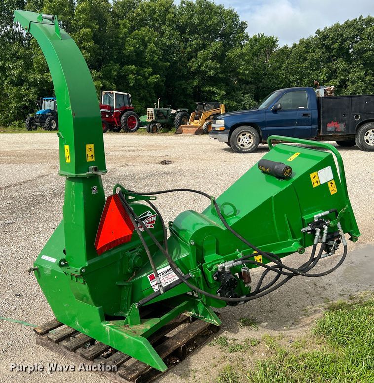 image for item KC9931 Wallenstein BX62R  wood chipper