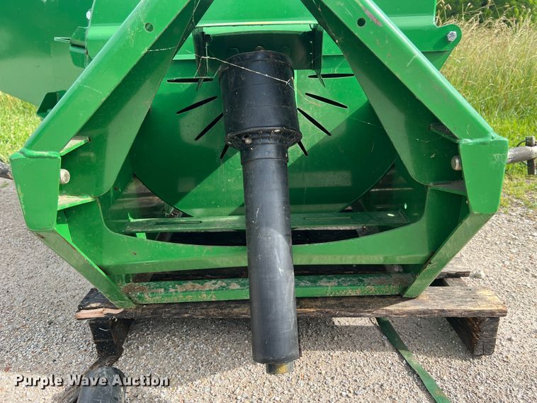 image for item KC9931 Wallenstein BX62R  wood chipper