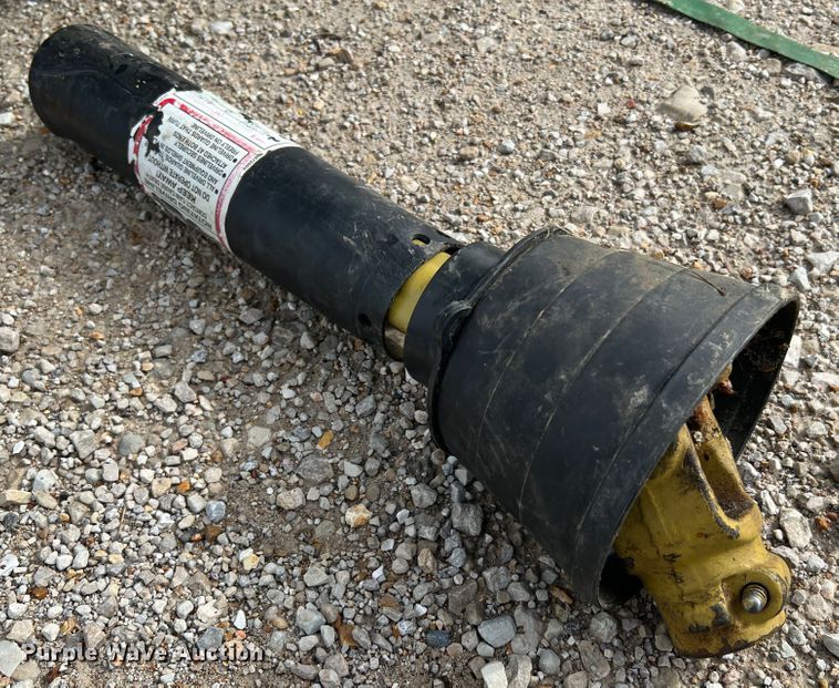 image for item KC9931 Wallenstein BX62R  wood chipper