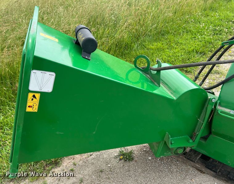 image for item KC9931 Wallenstein BX62R  wood chipper