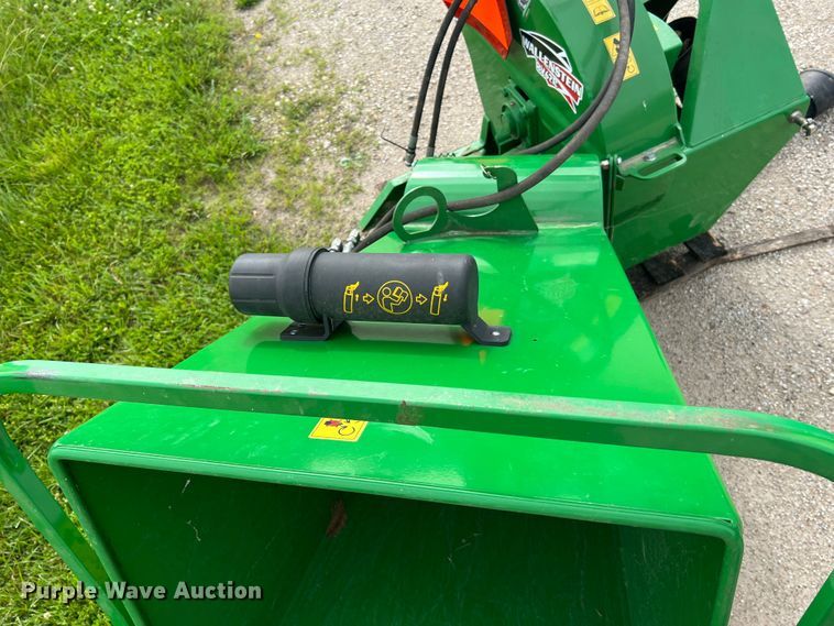 image for item KC9931 Wallenstein BX62R  wood chipper