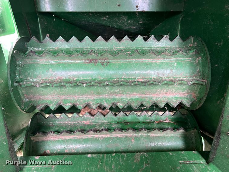 image for item KC9931 Wallenstein BX62R  wood chipper