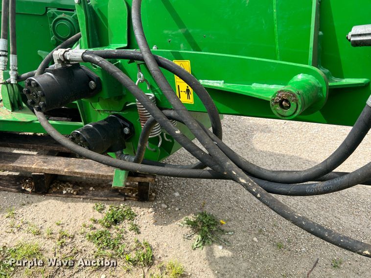 image for item KC9931 Wallenstein BX62R  wood chipper