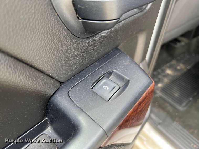 image for item KC9933 2018 GMC Sierra  Double Cab pickup truck