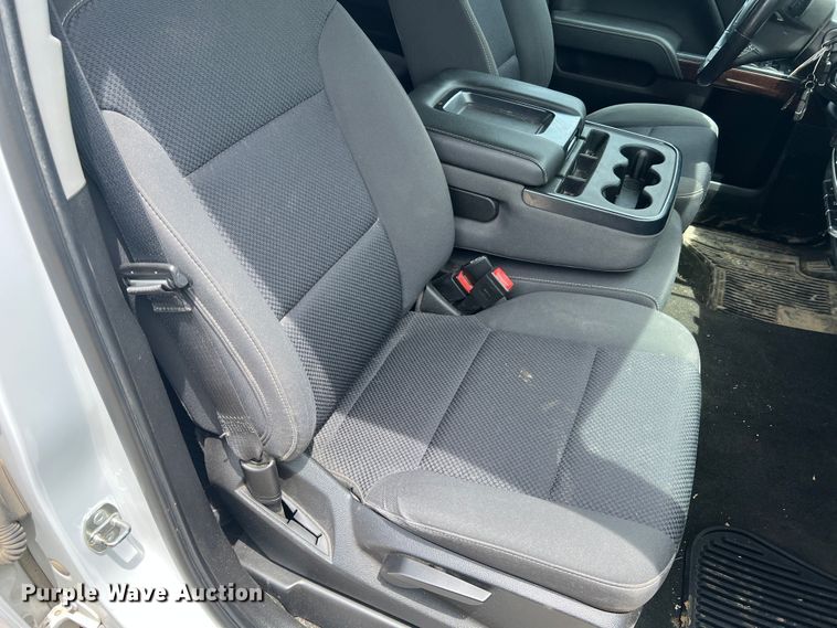 image for item KC9933 2018 GMC Sierra  Double Cab pickup truck