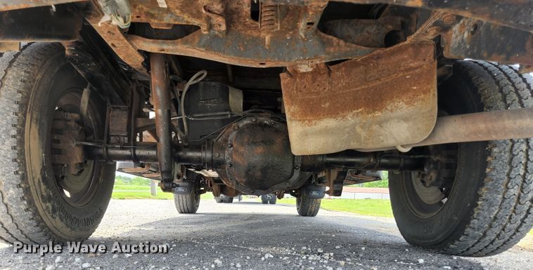 image for item KC9971 2008 Ford F350 Super Duty  SuperCab utility bed pickup truck