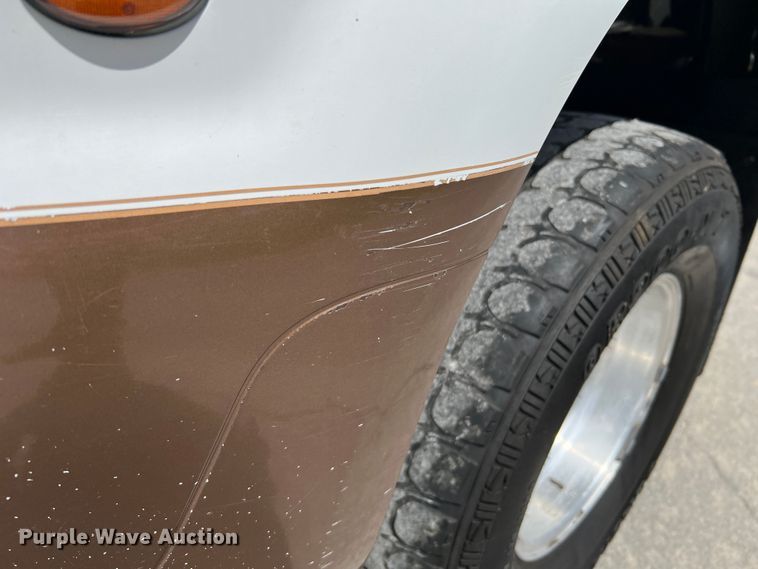 image for item KC9973 2003 Ford F350 Super Duty Lariat  Crew Cab pickup truck