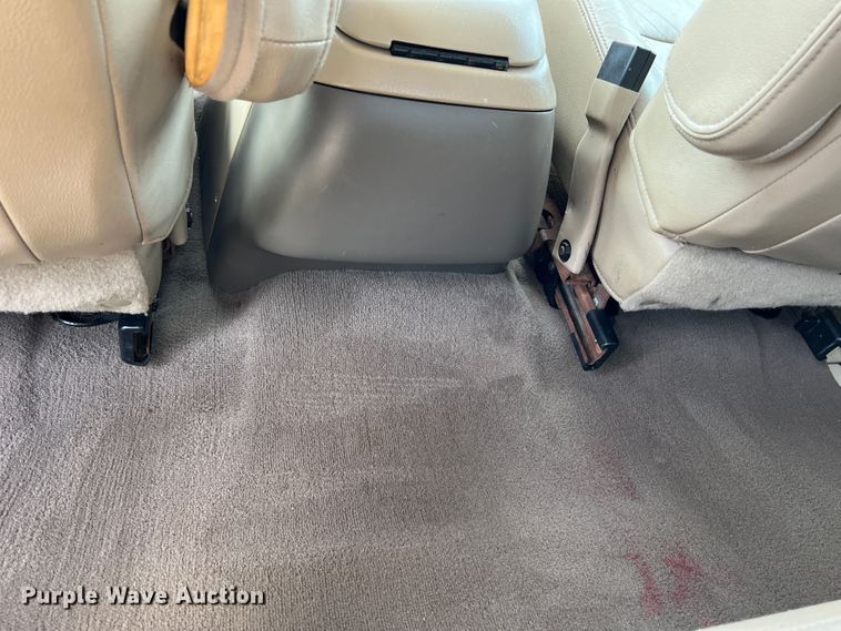 image for item KC9973 2003 Ford F350 Super Duty Lariat  Crew Cab pickup truck