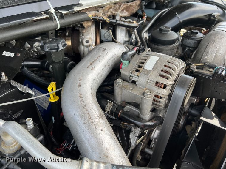 image for item KC9973 2003 Ford F350 Super Duty Lariat  Crew Cab pickup truck