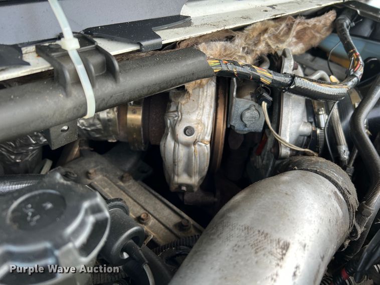 image for item KC9973 2003 Ford F350 Super Duty Lariat  Crew Cab pickup truck