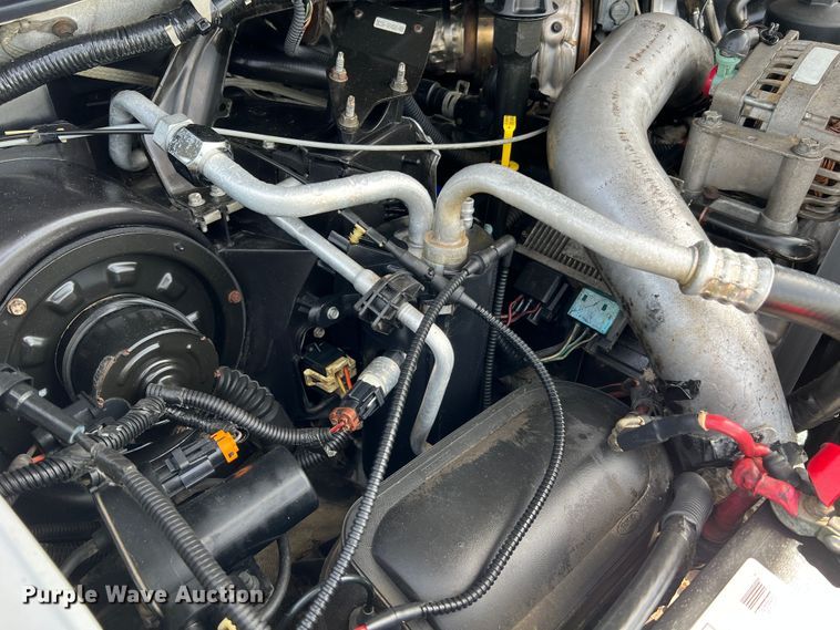 image for item KC9973 2003 Ford F350 Super Duty Lariat  Crew Cab pickup truck