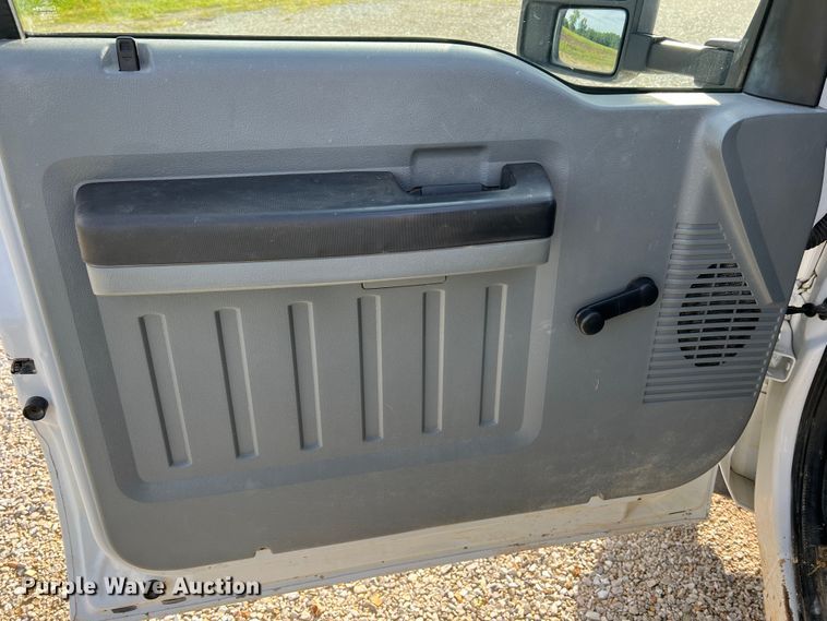 image for item KC9980 2011 Ford F450 Super Duty XL  Crew Cab utility / service truck