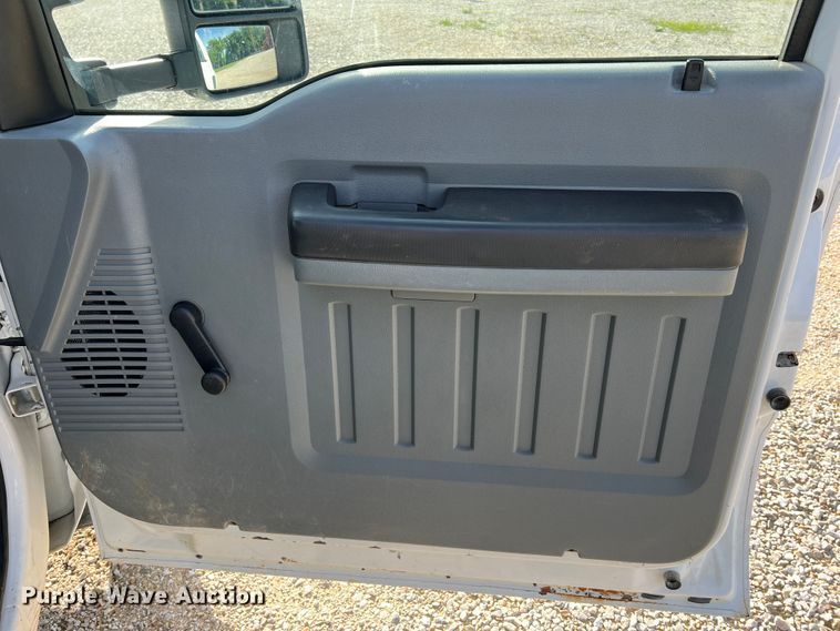 image for item KC9980 2011 Ford F450 Super Duty XL  Crew Cab utility / service truck