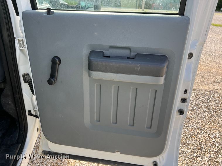 image for item KC9980 2011 Ford F450 Super Duty XL  Crew Cab utility / service truck