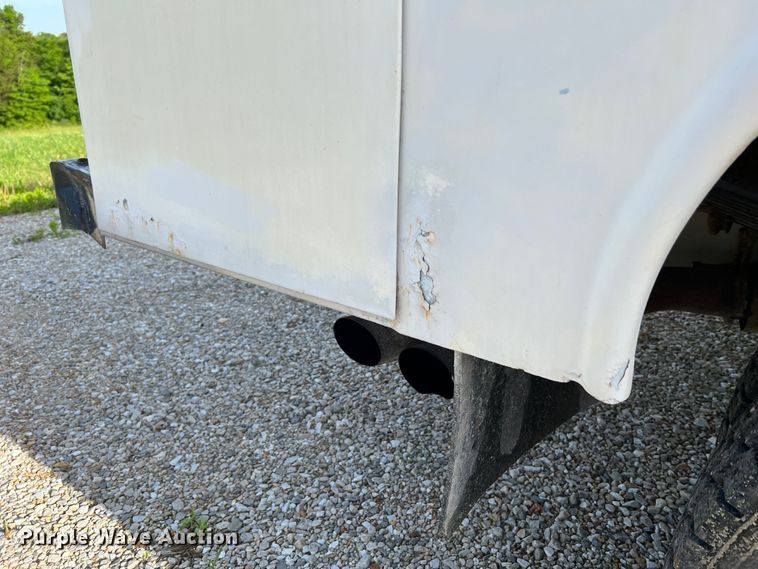 image for item KC9980 2011 Ford F450 Super Duty XL  Crew Cab utility / service truck