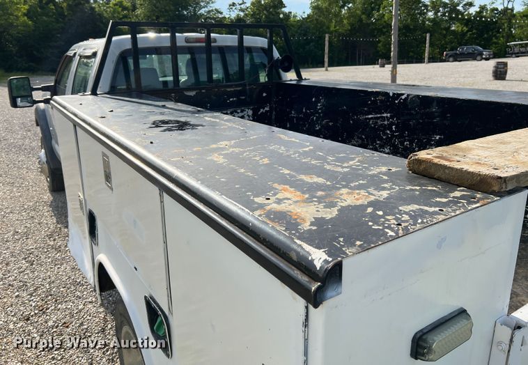 image for item KC9980 2011 Ford F450 Super Duty XL  Crew Cab utility / service truck