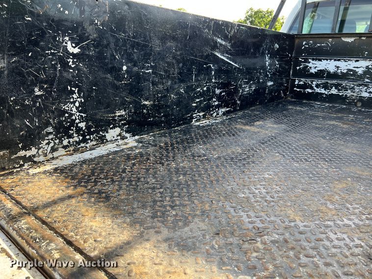 image for item KC9980 2011 Ford F450 Super Duty XL  Crew Cab utility / service truck