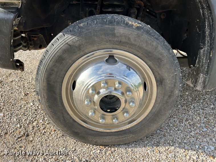 image for item KC9980 2011 Ford F450 Super Duty XL  Crew Cab utility / service truck