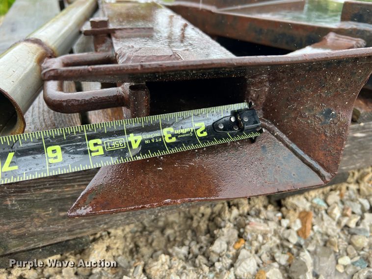 image for item KC9985 (2) vibratory cable plow blades